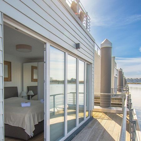 Schwimmendes Haus - An Bord Zwei Hotell Olpenitz Eksteriør bilde